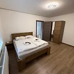 Malomfeszek Apartment